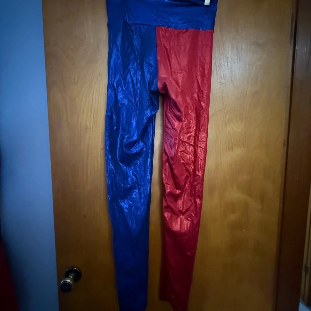 Harley Quinn Red and Blue Sparkle Women's Leggings - Picture 3 of 4